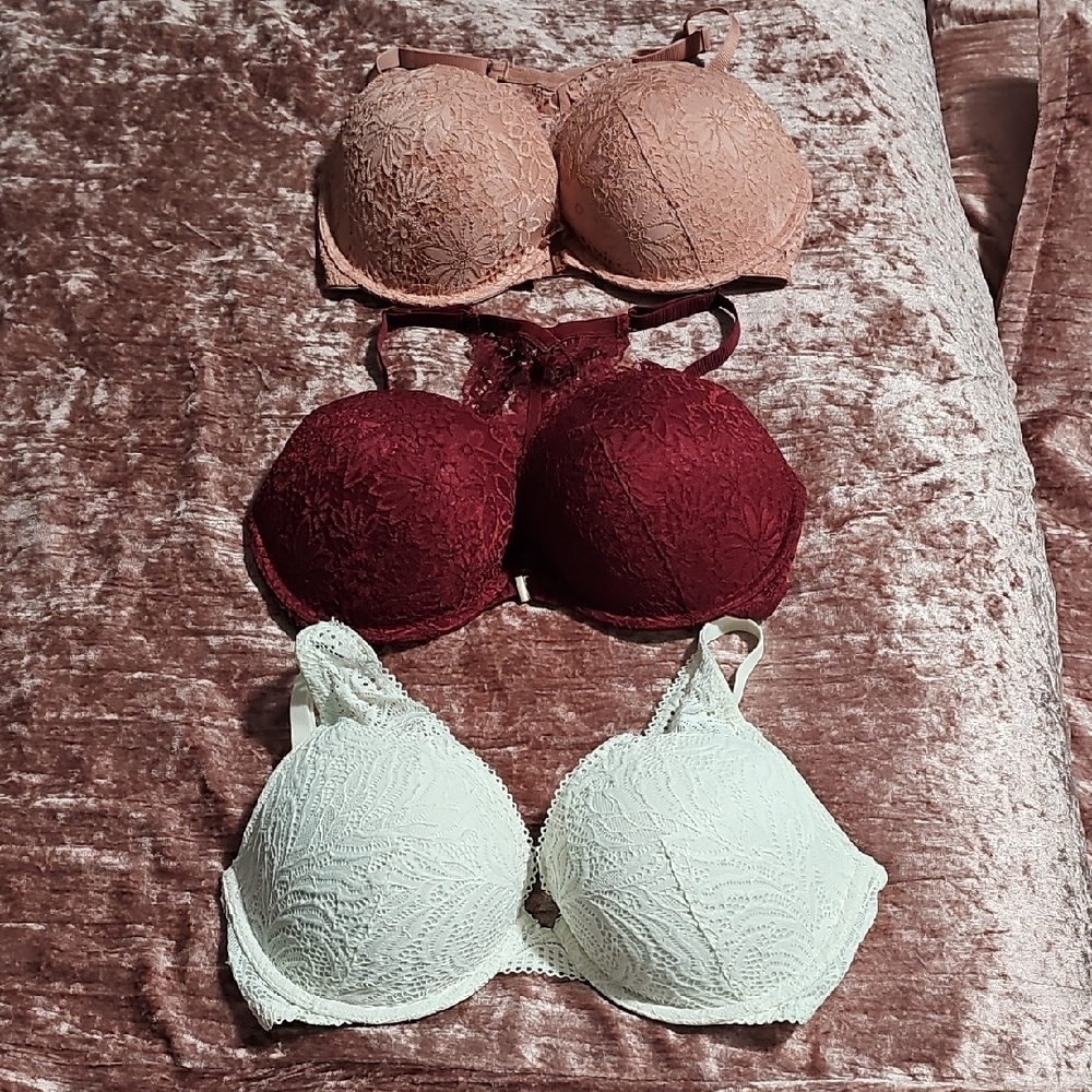 Elegant Lace Bra Set - Cream, Red, and Tan